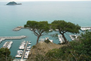 Xtrallusion photo library of independent, self-guided walking and sightseeing holidays in Italy. Pictures, images, photos and photographs taken along the way of this 1-day walking itinerary, to give you a visual impression of the day's walk.